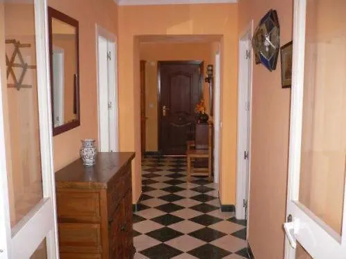 Apartamentos Isabel Maro